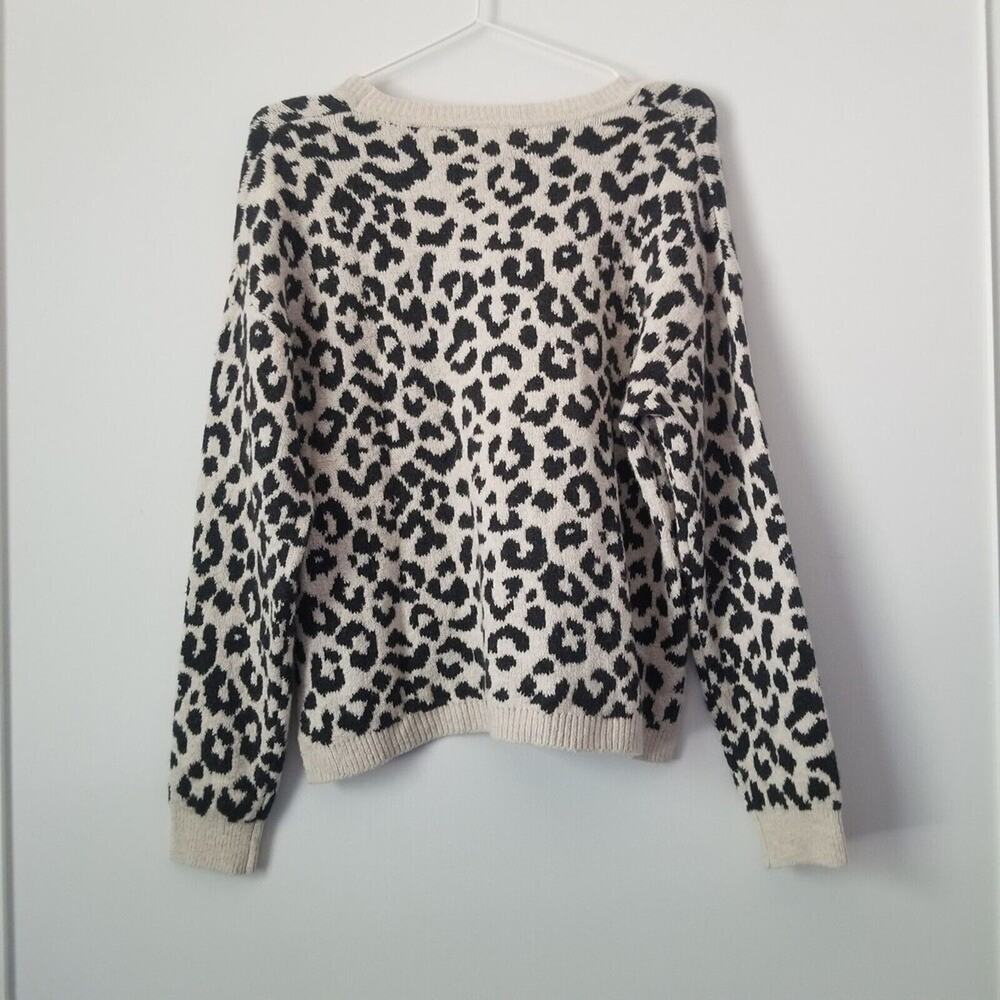 Leopard Print Sweater By Yet Again Size Medium - image 2